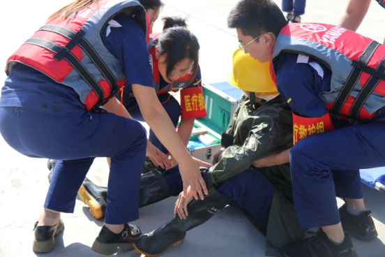 “以‘演’促防 以‘練’備戰(zhàn)”公司保稅區(qū)廠區(qū)開(kāi)展2024年自然災(zāi)害（防臺(tái)風(fēng)、防汛）處置演練活動(dòng)652.png